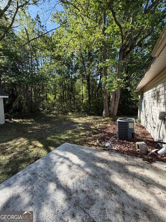 Building Photo - 73 Talbot Ct