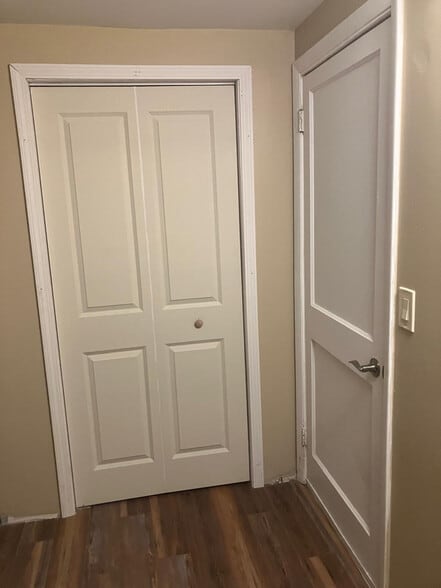 Building Photo - 361 May Ave