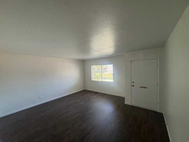 Building Photo - 8216 E Keim Dr