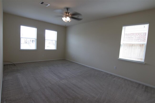 Building Photo - 3714 Aldridge Dr