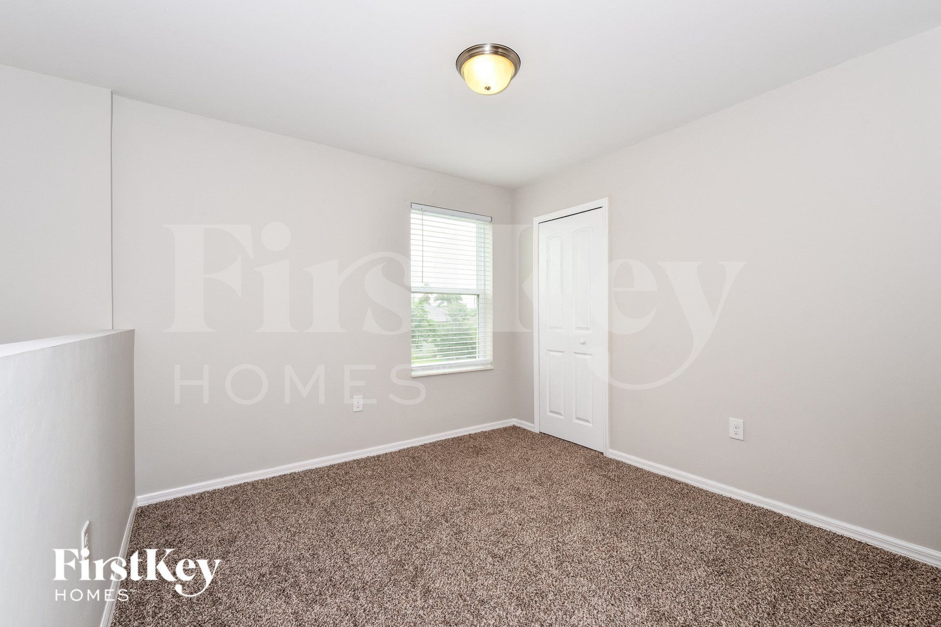 Building Photo - 1414 SW 11th St