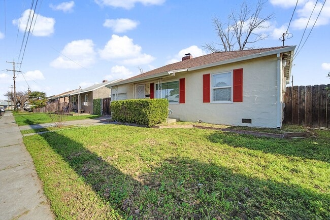 Building Photo - CHARMING 2bed 1 Bath Marysville