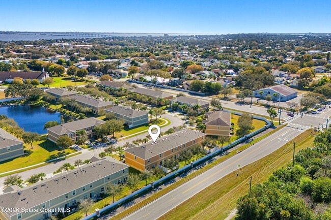 Building Photo - 2545 Revolution St