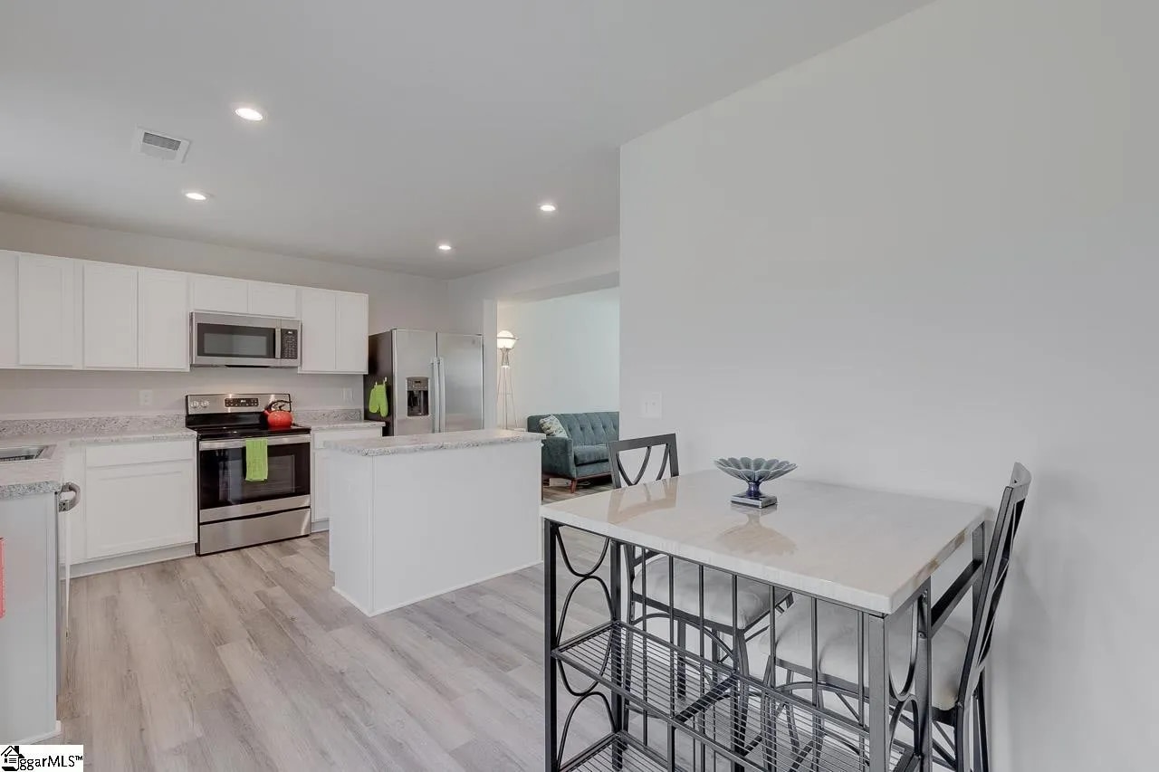 Building Photo - 565 Hampton Townes Dr
