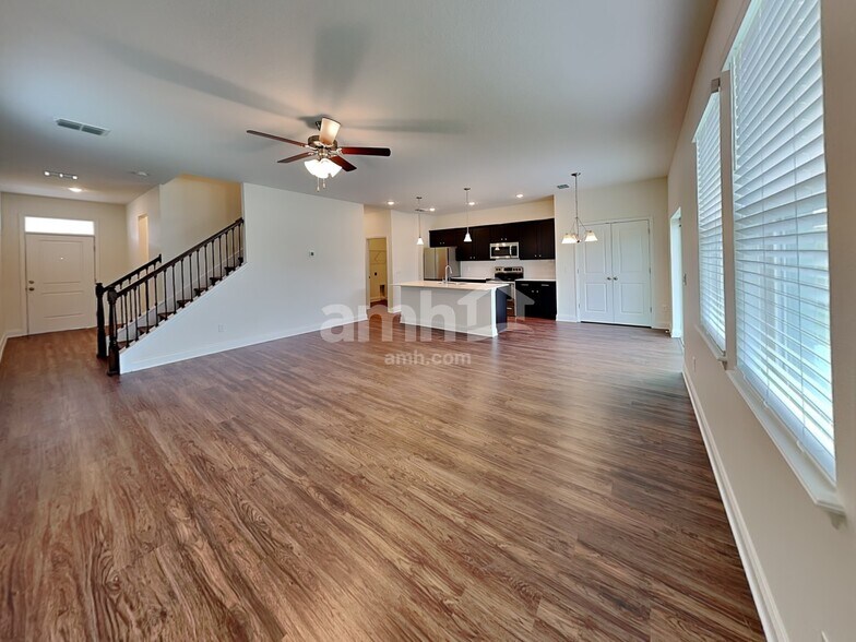 Building Photo - 6078 Little Blf Cir