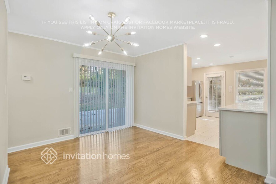 Building Photo - 3715 Wisteria Ln SW