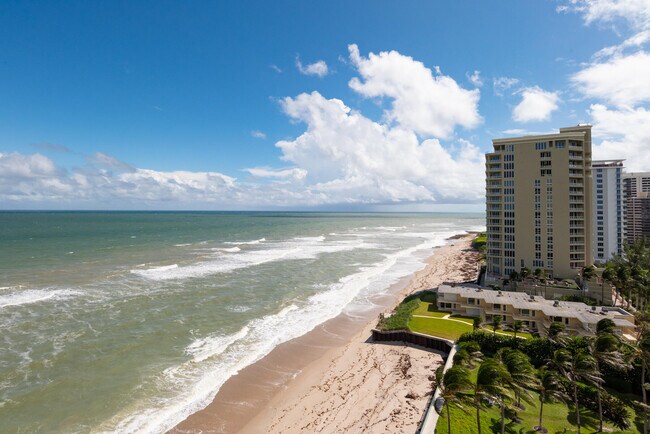 Building Photo - 5070 N Ocean Dr