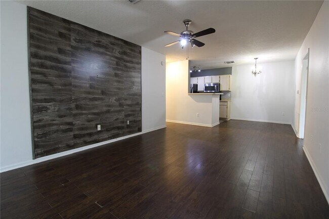 Building Photo - 4348 S Kirkman Rd