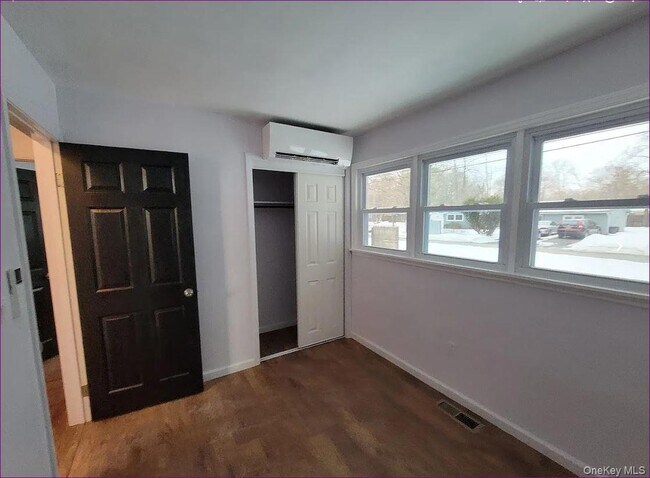 Building Photo - 20 Princeton St