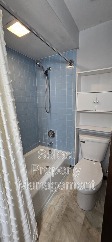 Building Photo - 6208 Landmark Dr