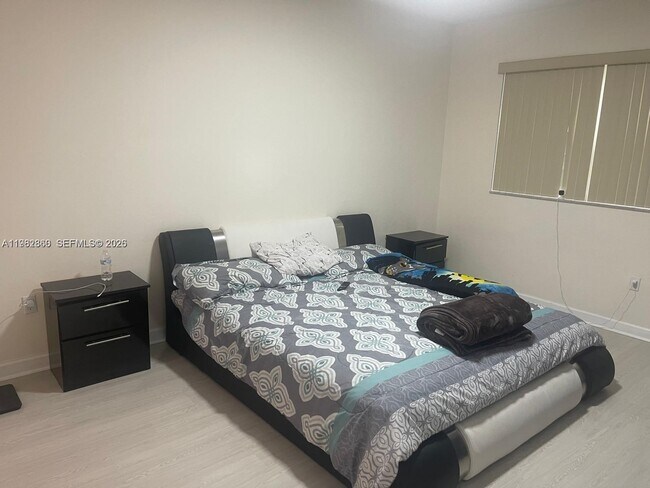 Building Photo - 230 NW 109th Ave