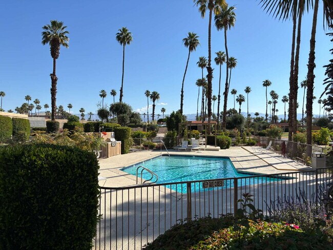 Building Photo - Indian Wells CC  For Rent!