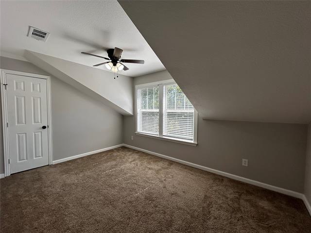 Building Photo - 922 E Dashwood St