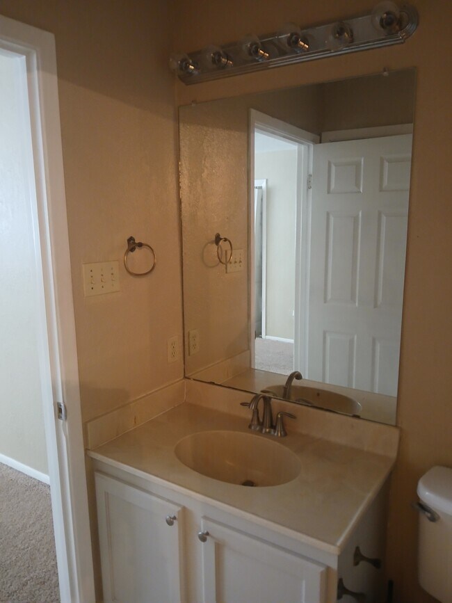 Building Photo - 5101 Middlecoff Cir