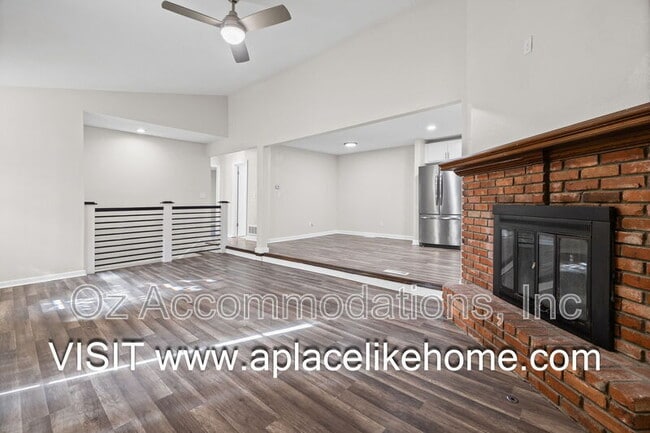 Building Photo - 13909 Falkirk Cir