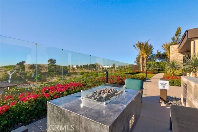 Building Photo - 670 Athos