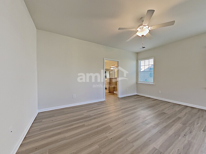 Building Photo - 14314 Hugh Dixon Way