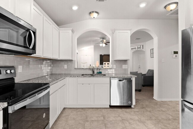 Building Photo - 2039 Wigeon Wy