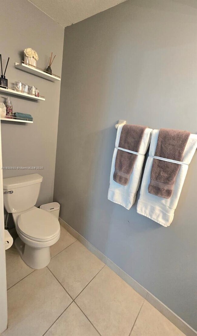 Building Photo - 11433 SW 251st St