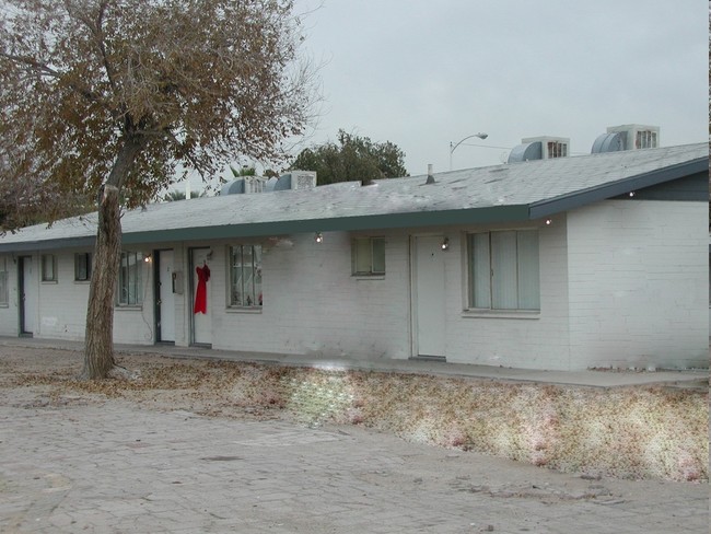 Avalon Arms Apartments - 1410 S Casino Center Blvd