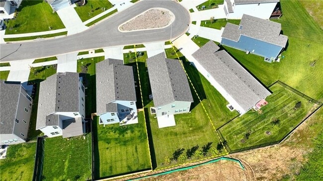 Building Photo - 707 Glenn Cir