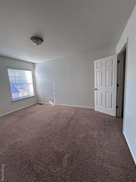 Building Photo - 551 Cherry Grove Rd