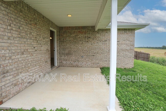 Building Photo - 501 NW 59th Ave