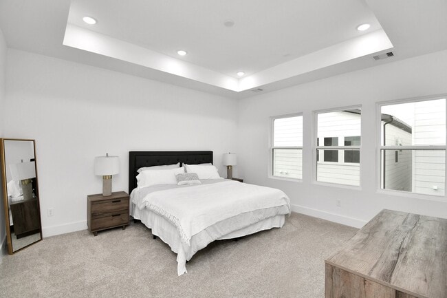 Building Photo - 4804 Elysian St