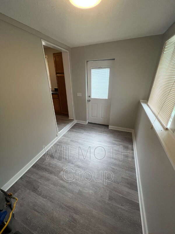 Building Photo - 824 Harlan St