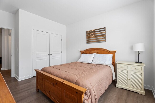 Building Photo - 2018 Renaissance Park Pl