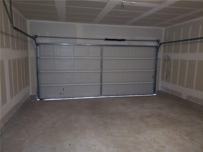 Building Photo - 1105 Cliffbrake Wy
