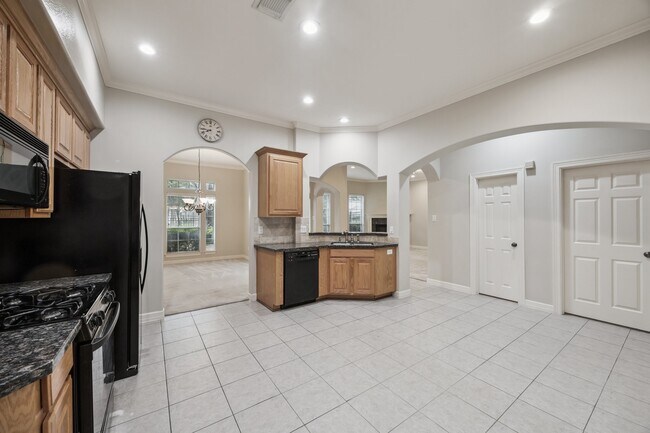Building Photo - 13507 Brookbluff Ln