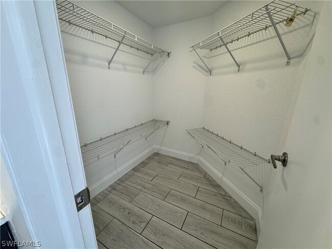 Building Photo - 124 Santa Clara Dr