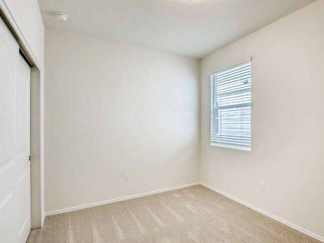 Building Photo - 3705 Canaan Matthew Dr