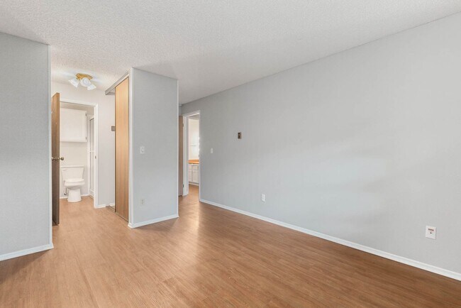 Building Photo - 2210 NE 92nd St