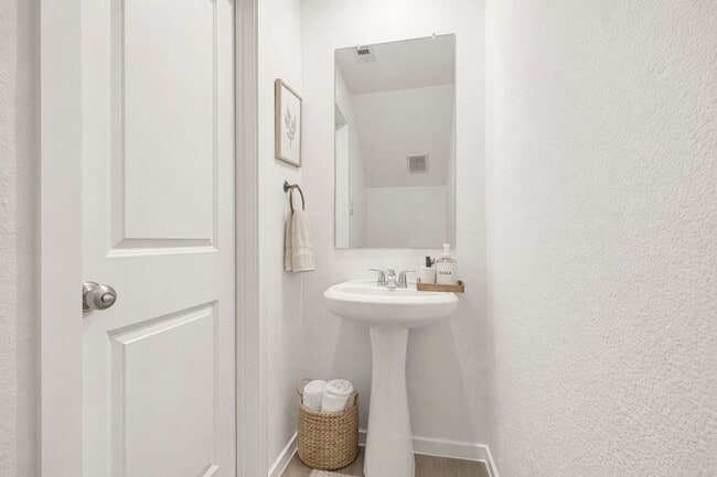 Building Photo - 21523 Willow River Canyon Ln