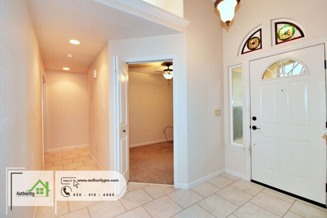 Building Photo - 1720 Capistrano Walk