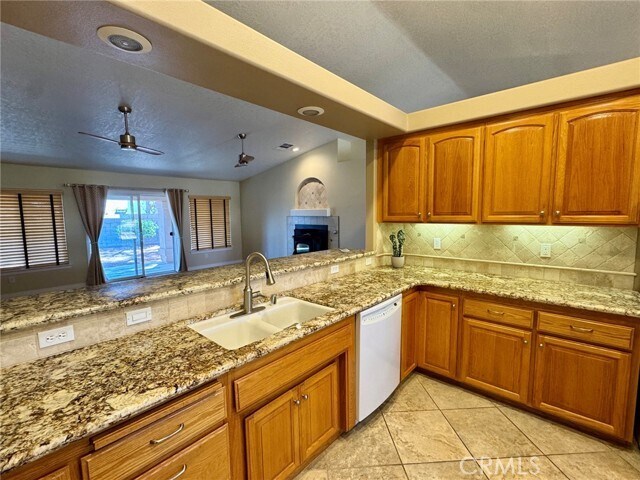 Building Photo - 18015 Wildwood Dr
