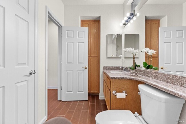 Building Photo - 369 Pebble Beach Dr