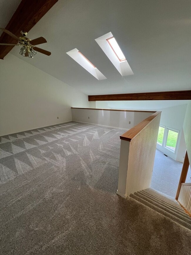 Building Photo - Stunning Kalispell Golf Course Home