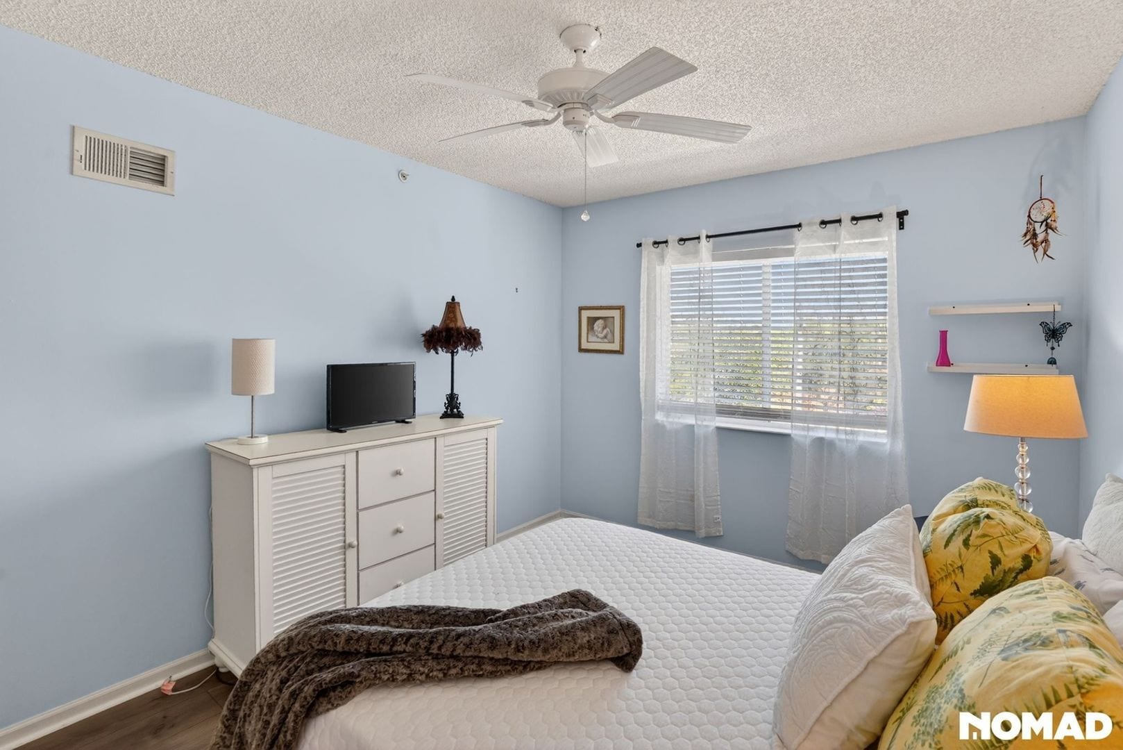 Building Photo - 1885 Florida Club Dr