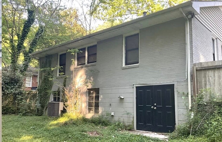 Building Photo - 2610 Harmony Way