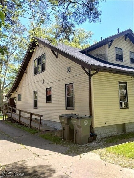 Building Photo - 3114 Neosho Rd