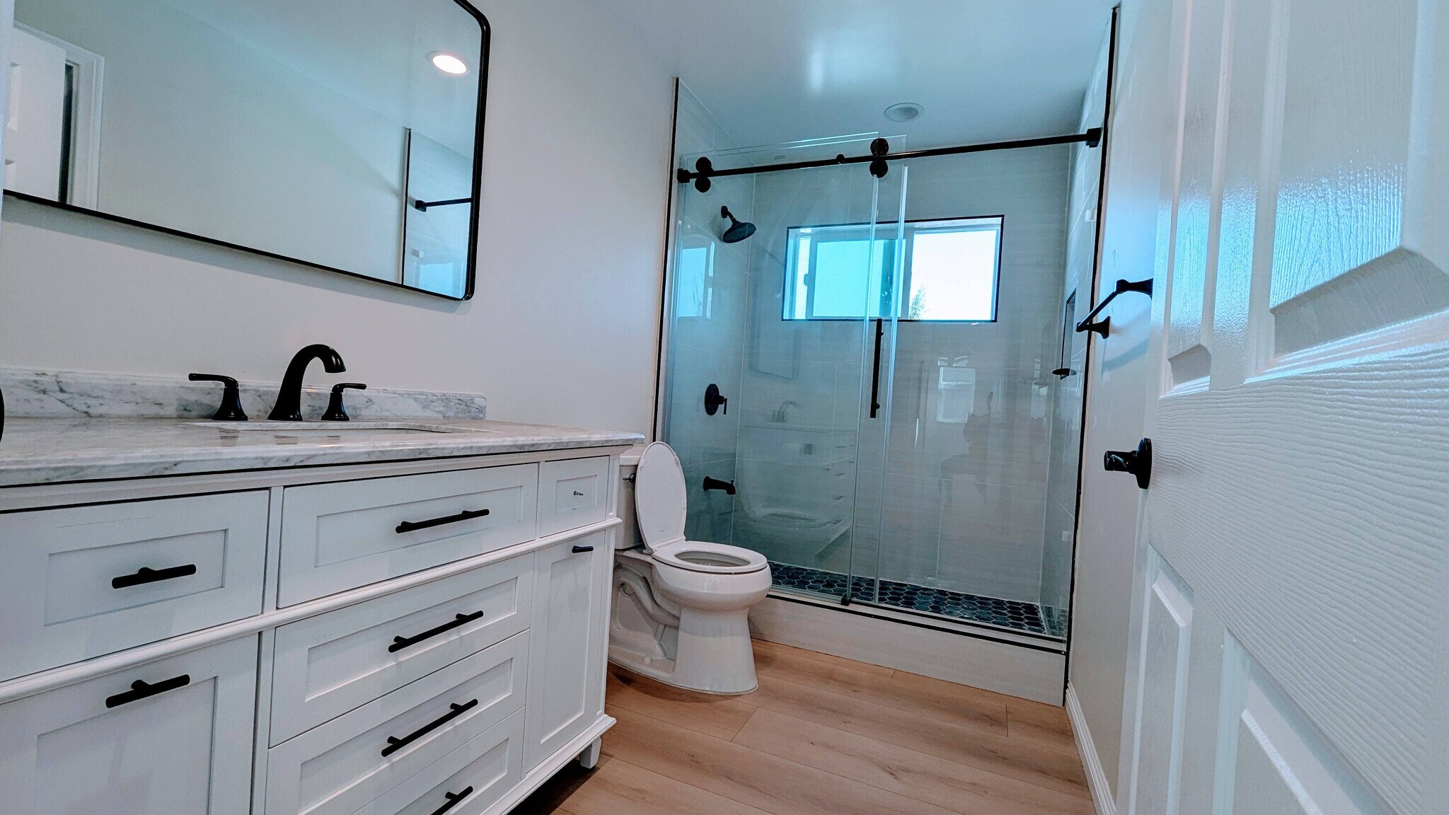 master bathroom - 342 Pasadena Ave