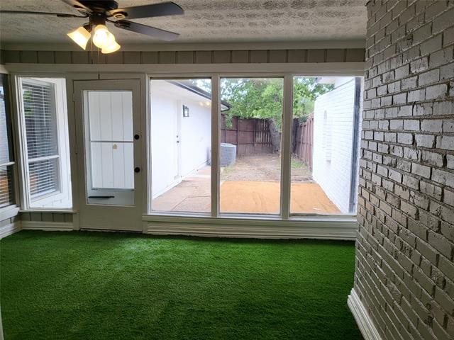 Building Photo - 14706 Overview Dr