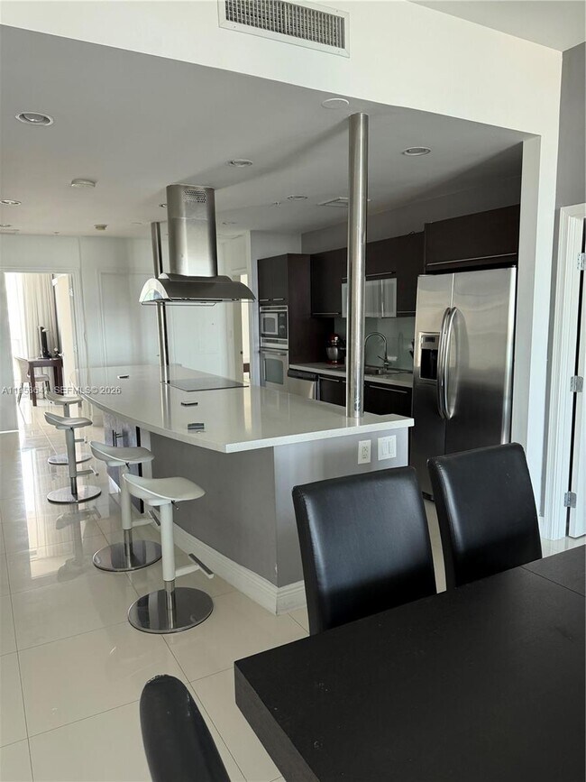 Building Photo - 7930 East Dr