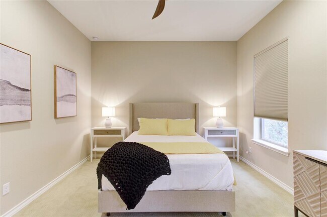 Building Photo - 224 Adams St