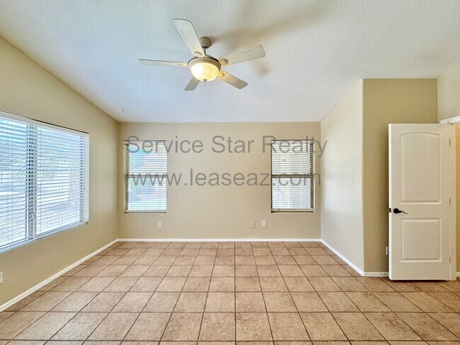 Building Photo - 2120 S Navajo Way