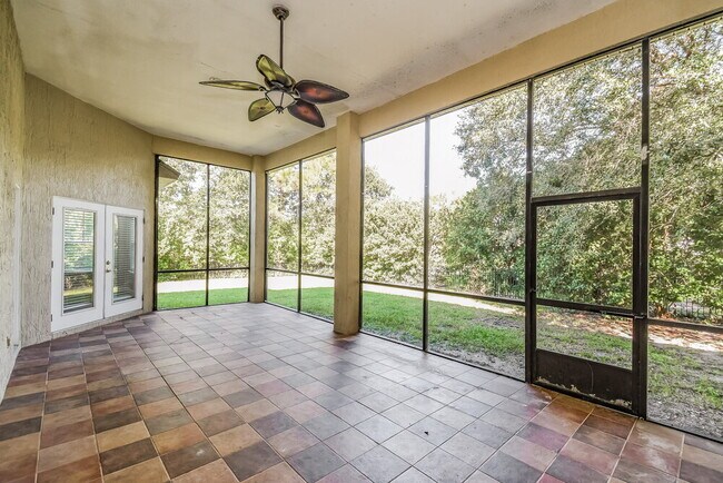 Building Photo - 10973 Hickory Trace Ln