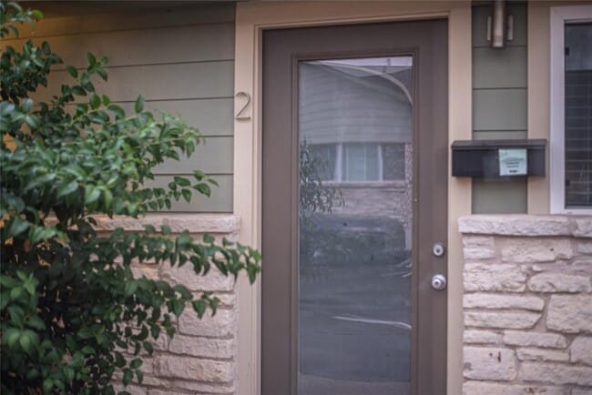 Building Photo - 1309 E 52nd St